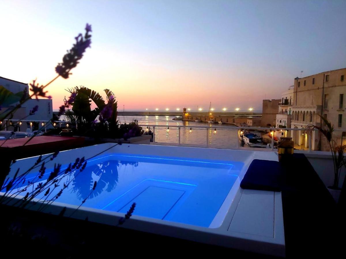 Al Console Luxury Suite Монополи Экстерьер фото