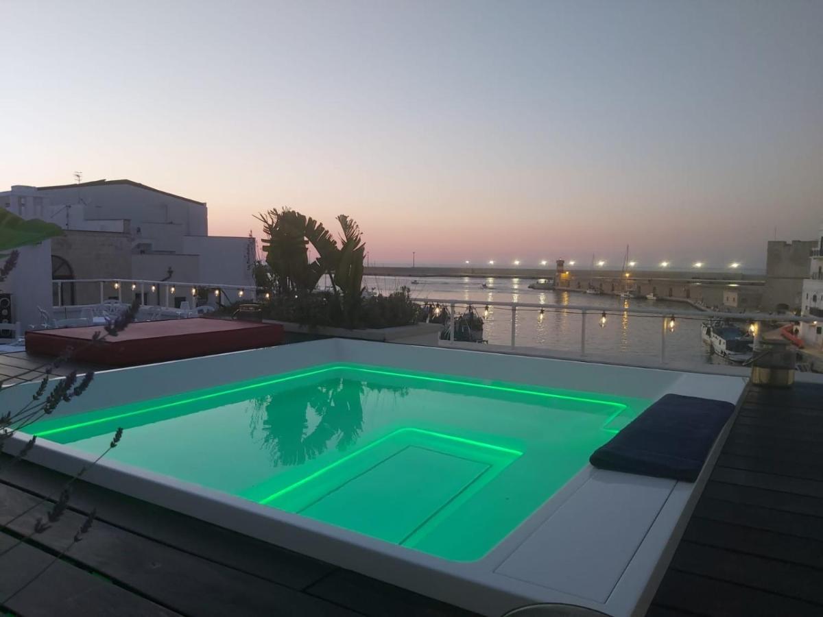 Al Console Luxury Suite Монополи Экстерьер фото