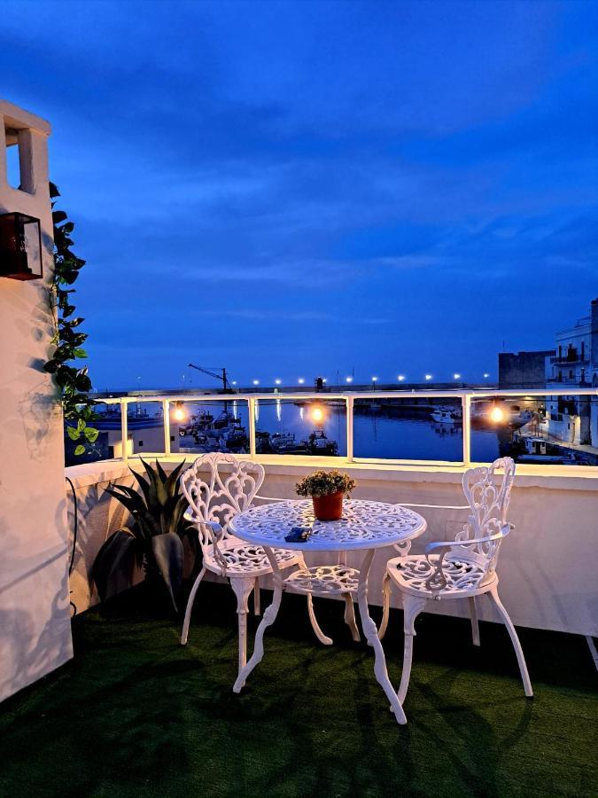 Al Console Luxury Suite Монополи Экстерьер фото